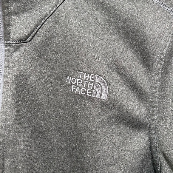 The North Face women's athletic full zip jacket, size Large. - Picture 2 of 5